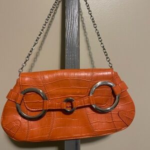 New York & Co. shoulder.bag. Magnetic close.
